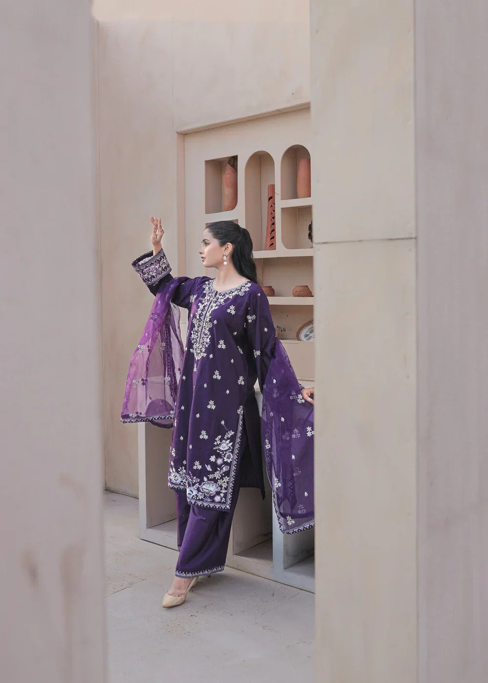 ANARKALI LAWN EMBROIDERY 3 PIECE SUIT